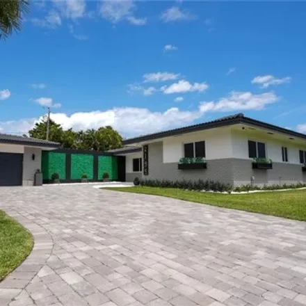 Image 2 - 2155 Northeast 122nd Road, San Souci Estates, North Miami, FL 33181, USA - House for sale