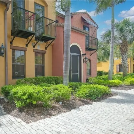 Buy this 3 bed condo on 8699 Olinda Way in Fort Myers, FL 33912