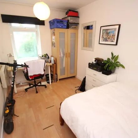 Rent this 3 bed apartment on Thorne House in Wilmslow Road, Victoria Park