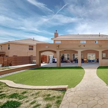 Image 9 - 1061 Pinatuba Place Northwest, Albuquerque, NM 87120, USA - House for sale