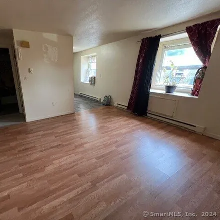 Image 6 - 370 Colonial Ave Apt 6D, Waterbury, Connecticut, 06704 - Condo for sale