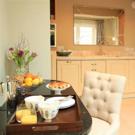 Image 8 - Winchcombe, GL54 5QP, United Kingdom - Apartment for rent