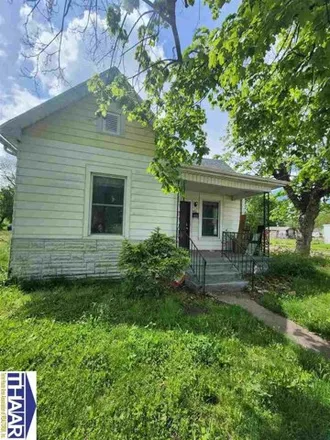 Buy this 2 bed house on 1101 Washington Avenue in Terre Haute, IN 47802