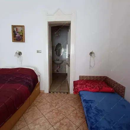 Rent this 3 bed apartment on IX. Kerületi Polgármesteri Hivatal in Budapest, Bakáts tér 14