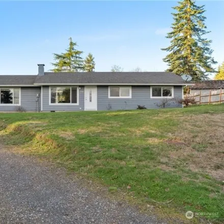 Buy this 3 bed house on 144 Hillcrest Drive in Elma, Grays Harbor County