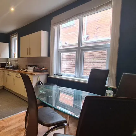 Image 3 - Clarina Street, Monks Road, Lincoln, LN2 5PB, United Kingdom - Room for rent