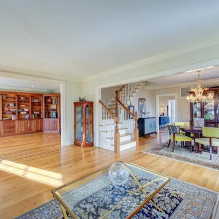 Image 4 - 13 Chapel Lane, Cos Cob, Greenwich, CT 06878, USA - House for sale