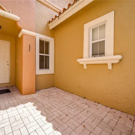 Image 5 - 8424 Northwest 139th Terrace, Miami Lakes, FL 33016, USA - Townhouse for sale