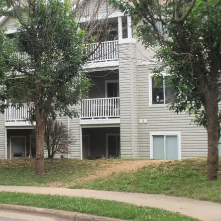 Rent this 4 bed condo on Collegiate Circle in Orchards, Raleigh