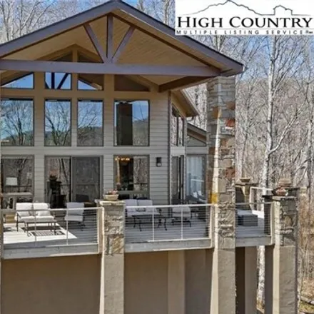 Buy this 3 bed house on 1122 Vista Way in Avery County, NC 28646