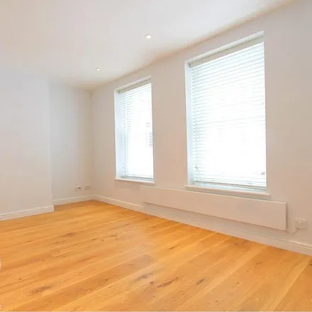 Image 2 - XU, Rupert Court, London, W1D 6DH, United Kingdom - Apartment for rent