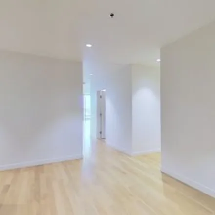 Buy this 3 bed apartment on #1006,1260 Nw Naito Parkway