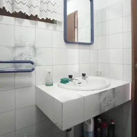 Rent this 2 bed apartment on Circular Regional Interior da Península de Setúbal in 2815-629 Almada, Portugal