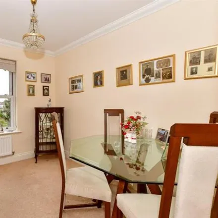 Image 7 - Hornchurch Road, London, RM11 1QH, United Kingdom - Apartment for sale