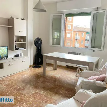 Image 2 - Piazza dell'Unità 15, 40128 Bologna BO, Italy - Apartment for rent