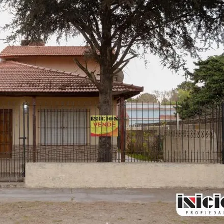 Buy this 3 bed house on Castelli 667 in Partido de La Costa, B7109 GDF Mar de Ajó