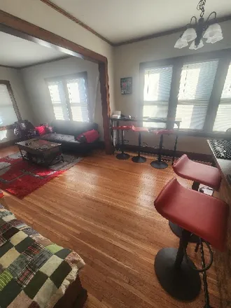 Image 3 - 1862 East Ivy Avenue, Saint Paul, MN 55119, USA - Room for rent