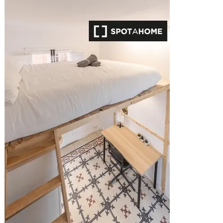 Rent this 8 bed room on Calle Ermita in 18001 Granada, Spain