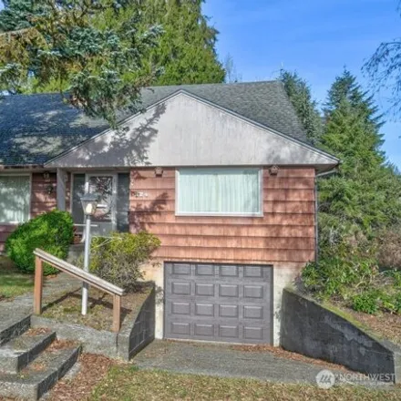 Buy this 4 bed house on 287 West McBryde Avenue in Montesano, Grays Harbor County