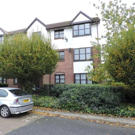 Rent this 1 bed apartment on 13-15 Bishops Court in Greenhithe, DA9 9PX