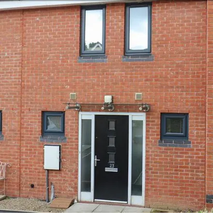 Rent this 3 bed townhouse on Oxclose Park Rise in Sheffield, S20 8GW