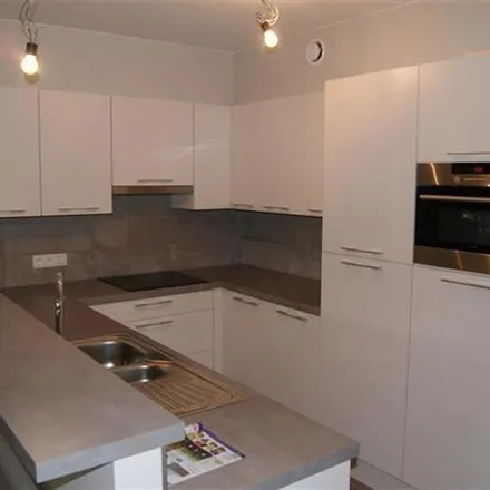 Rent this 2 bed apartment on Grauwe Zustersstraat 2;2B in 8940 Wervik, Belgium