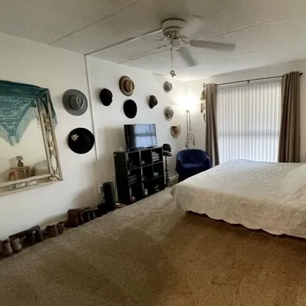 Image 7 - 3122 West Bay Drive, Belleair Bluffs, Pinellas County, FL 33770, USA - Condo for sale
