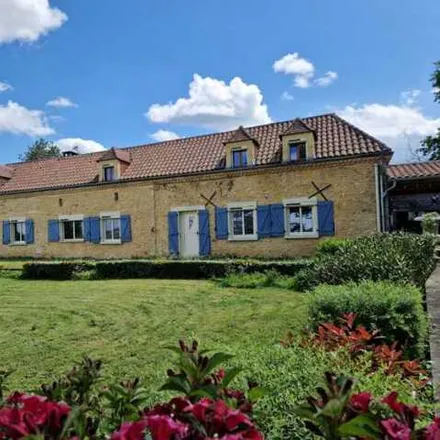 Buy this 4 bed house on 2 Rue du Cingle in 24260 Le Bugue, France