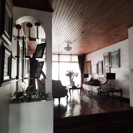 Buy this 4 bed apartment on José María Garcia Moreno in 090902, Guayaquil