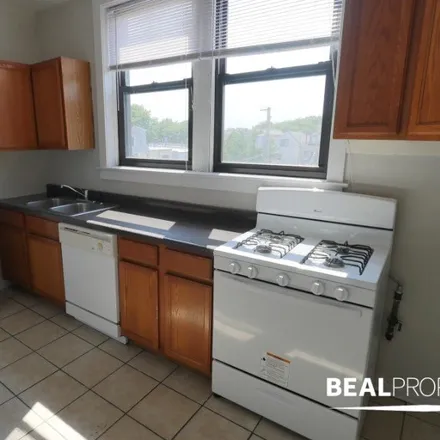 Rent this 1 bed apartment on 1125 West Oakdale Avenue