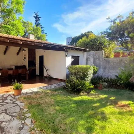 Buy this 3 bed house on General Justo José de Urquiza 1946 in Florida, 1602 Vicente López