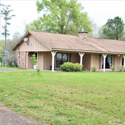 Rent this 3 bed house on 42683 US 96 in Evadale, Jasper County