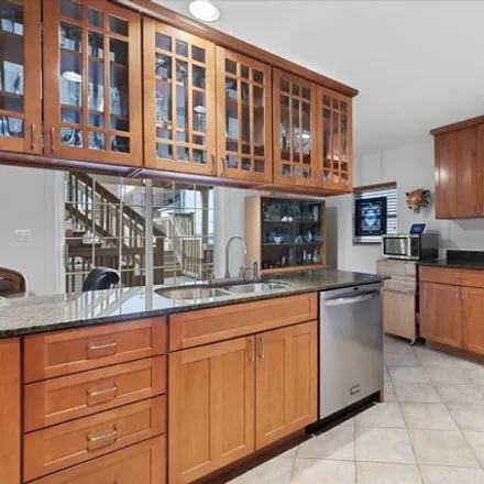Image 6 - 1519 West Chestnut Street, Chicago, IL 60622, USA - House for sale
