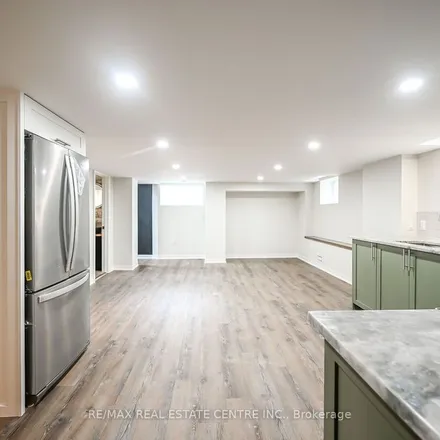Image 6 - 45 Mahony Avenue, Hamilton, ON L8H 5X9, Canada - Apartment for rent