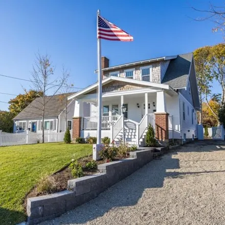 Buy this 3 bed house on 12 Dartmouth Street in Barnstable, MA 02601
