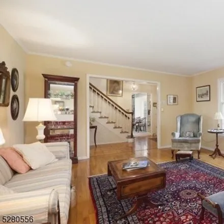 Image 7 - 102 Hansell Road, New Providence, NJ 07974, USA - House for sale