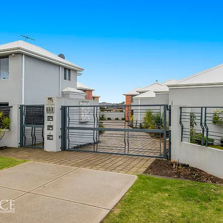 Rent this 3 bed townhouse on Telford Crescent in Stirling WA 6134, Australia