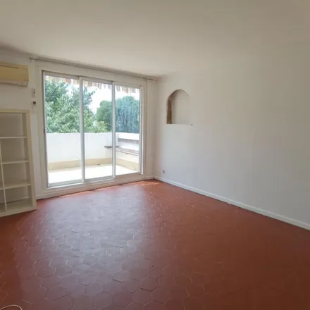 Rent this 2 bed apartment on 1 Place Georges Frêche in 34070 Montpellier, France