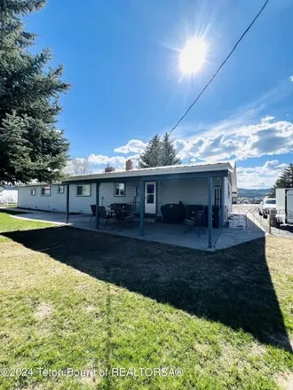 Image 5 - 492 N Main St, Thayne, Wyoming, 83127 - House for sale