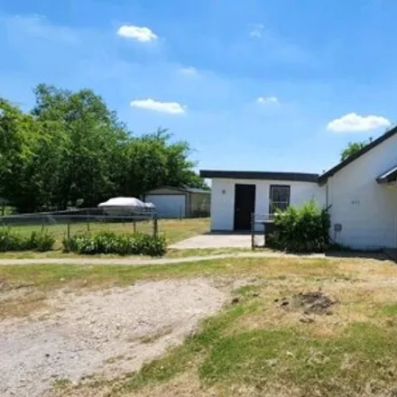 Buy this 3 bed house on 1865 Farm-to-Market Road 1198 in Myra, Cooke County