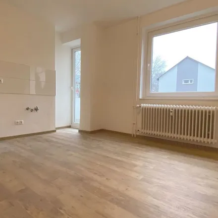 Rent this 2 bed apartment on Stolbergstraße in 45355 Essen, Germany