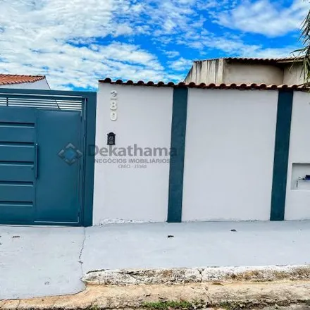 Rent this 1 bed house on Rua João Pinheiro in Centro, Alfenas - MG