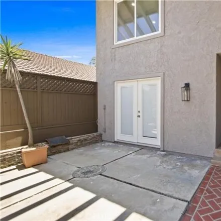 Image 7 - 10458 Sioux River Cir, Fountain Valley, California, 92708 - House for sale