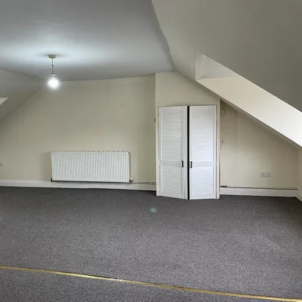 Rent this 2 bed apartment on The Flying Pig in Cyfyng Road, Ystalyfera