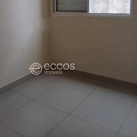 Buy this 2 bed apartment on Rua Doutor Lacerda in Vigilato Pereira, Uberlândia - MG