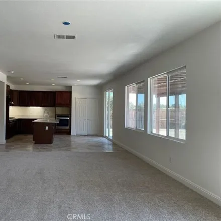 Image 7 - 15899 Yosemite St, Victorville, California, 92394 - House for sale