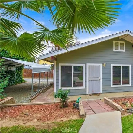 Rent this studio house on 4414 12th St Unit B in Riverside, California