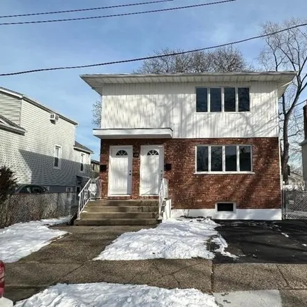 Rent this 3 bed house on 62 Graywood Road in Village of Port Washington North, North Hempstead