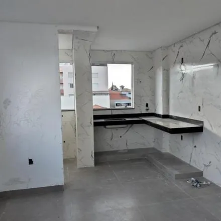 Buy this 2 bed apartment on Rua Mantena in Divinópolis - MG, 35500-184