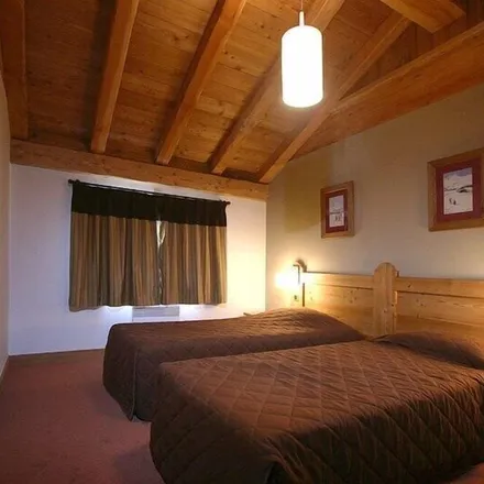 Rent this 4 bed condo on 38860 Les Deux Alpes